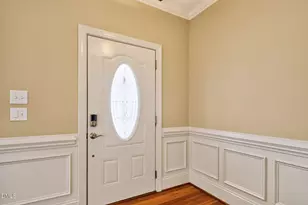 107 N Ellington St, Apex, NC 27502 - Photo 4