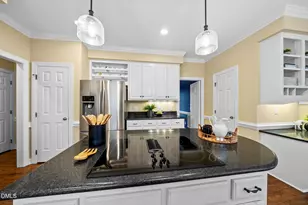 208 Stoneleigh Dr, Cary, NC 27511 - Photo 12