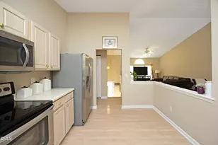 5713 Brandycrest Dr, Raleigh, NC 27610 - Photo 10