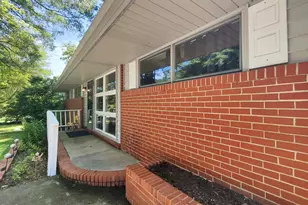 406 Avery St, Garner, NC 27529 - Photo 8