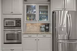 629 Peach Orchard Pl, Cary, NC 27519 - Photo 10