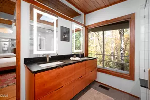 1030 Highland Woods Rd, Chapel Hill, NC 27517 - Photo 30