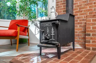 1030 Highland Woods Rd, Chapel Hill, NC 27517 - Photo 16