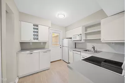 220 Elizabeth Street #Apt A1, Chapel Hill, NC 27514 - Photo 8