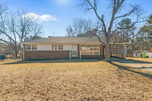 301 Faison Dr, Knightdale, NC 27545 - Photo 2