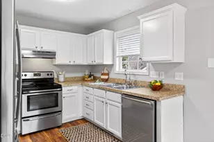 1408 Balfour Downs Cir, Fuquay Varina, NC 27526 - Photo 20