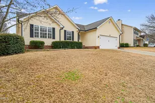 1408 Balfour Downs Cir, Fuquay Varina, NC 27526 - Photo 2