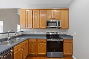 2016 Sterling Hill Dr, Fuquay-Varina, NC 27526 - Photo 40