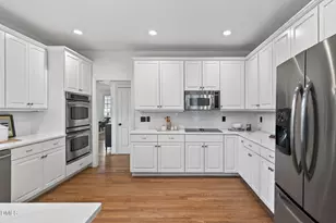 106 Circle On The Green Green, Cary, NC 27519 - Photo 18