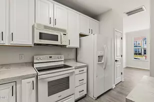 4536 Sugarbend Way, Raleigh, NC 27606 - Photo 24