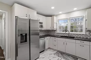 305 E Millbrook Rd, Raleigh, NC 27609 - Photo 10