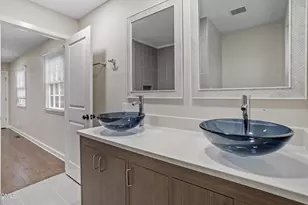 305 E Millbrook Rd, Raleigh, NC 27609 - Photo 18