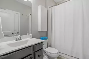 887 Wake Towne Dr, Raleigh, NC 27609 - Photo 26