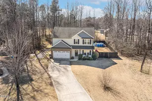 40 E Arbor Cove Ct, Zebulon, NC 27597 - Photo 2