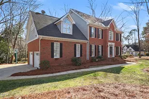 5200 Lake Edge Dr, Holly Springs, NC 27540 - Photo 2