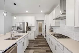 137 Moraine Ct, Raleigh, NC 27610 - Photo 8