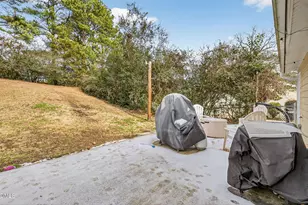 2708 Plainsfield Cir, Raleigh, NC 27610 - Photo 36