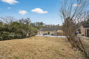 2708 Plainsfield Cir, Raleigh, NC 27610 - Photo 40