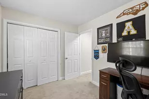 2708 Plainsfield Cir, Raleigh, NC 27610 - Photo 22