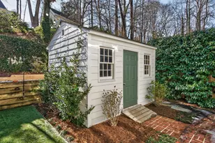 2210 Oxford Rd, Raleigh, NC 27608 - Photo 36