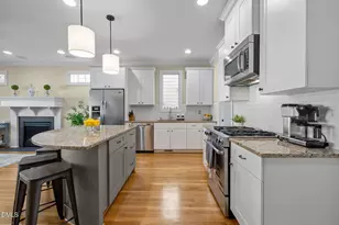 302 Jewell Dr, Chapel Hill, NC 27516 - Photo 10