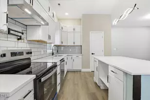 306 Martin Luther King Junior Dr, Smithfield, NC 27577 - Photo 14