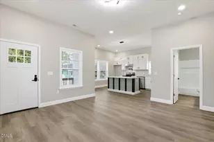 306 Martin Luther King Junior Dr, Smithfield, NC 27577 - Photo 8