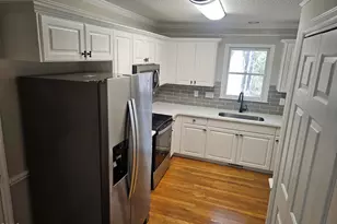 132 Trafalgar Ln, Cary, NC 27513 - Photo 6