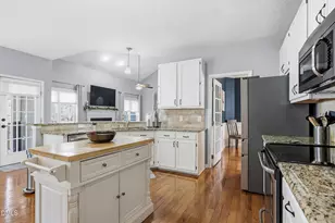 117 Crilly Ln, Cary, NC 27518 - Photo 14