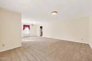 808 Chestnut Dr, Smithfield, NC 27577 - Photo 20