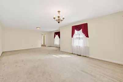 808 Chestnut Drive, Smithfield, NC 27577 - Photo 14