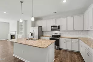 138 Avery Mdws Dr, Smithfield, NC 27577 - Photo 10