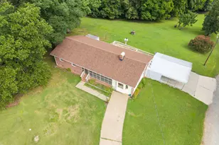 1105 Fontaine Rd, Roxboro, NC 27574 - Photo 6