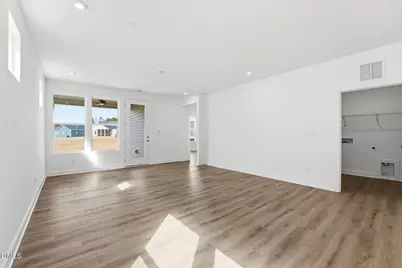 510 Maumelle Way #206, Durham, NC 27703 - Photo 14