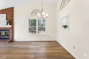 1537 Hemphill Dr, Raleigh, NC 27609 - Photo 6