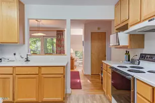 107A Spring Valley Rd, Carrboro, NC 27510 - Photo 12