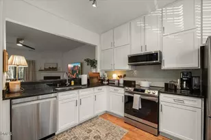 136 Orchard Park Dr, Cary, NC 27513 - Photo 6