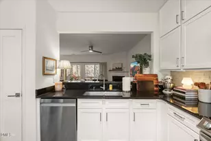 136 Orchard Park Dr, Cary, NC 27513 - Photo 8