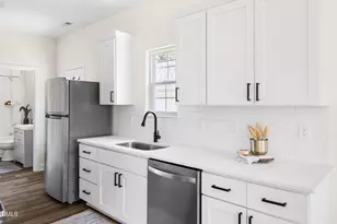 903 Dayton St, Durham, NC 27701 - Photo 12