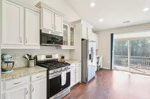 428 Holly Blossom Dr Dr, Durham, NC 27703 - Photo 12