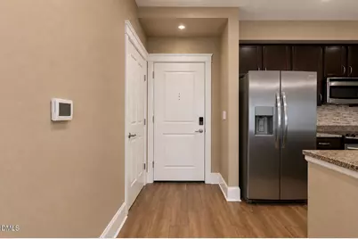 222 Glenwood Avenue #709, Raleigh, NC 27603 - Photo 4