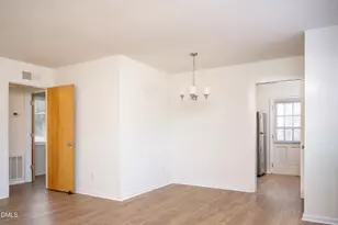 1002 Willow Dr, Chapel Hill, NC 27514 - Photo 8