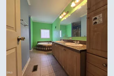 9984 Nc 42, Holly Springs, NC 27540 - Photo 8