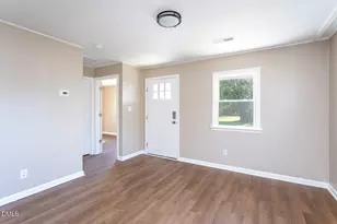 209 N Washington Ave, Dunn, NC 28334 - Photo 6