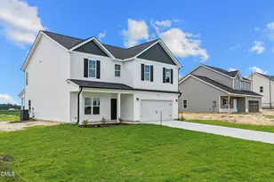 533 Ashley Hts Dr, Aberdeen, NC 28315 - Photo 2