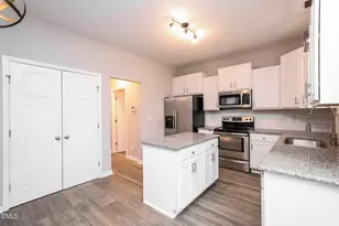 1011 Finley Point Pl, Knightdale, NC 27545 - Photo 8