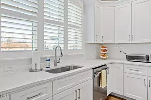 4938 Trek Ln, Raleigh, NC 27606 - Photo 10