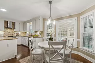 101 Loch Haven Ln, Cary, NC 27518 - Photo 14