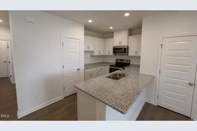 10512 Brookside Reserve Road, Raleigh, NC 27614 - Photo 2