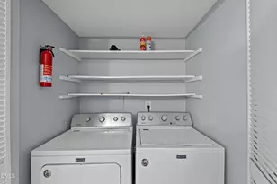 1130 Nottingham Cir, Cary, NC 27511 - Photo 18